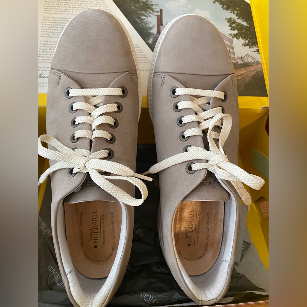 Samuel Hubbard Fast Women’s sneaker deck shoe taupe 7.5 M nearly NIB Look 👀 👟